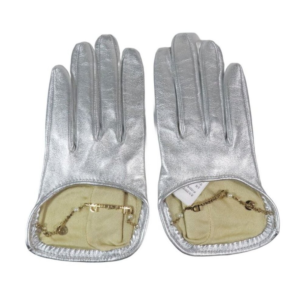 Christian Dior Lamb Leather Gloves Logo & Pearl Chain Charm 7 - Picture 2 of 8